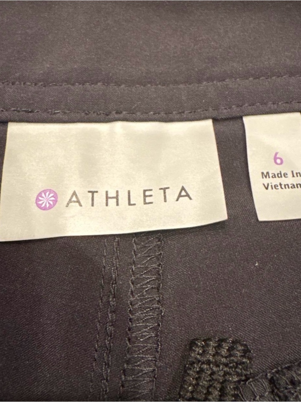 Athleta Black Athletic Shorts with Front Pockets - Picture 2 of 7